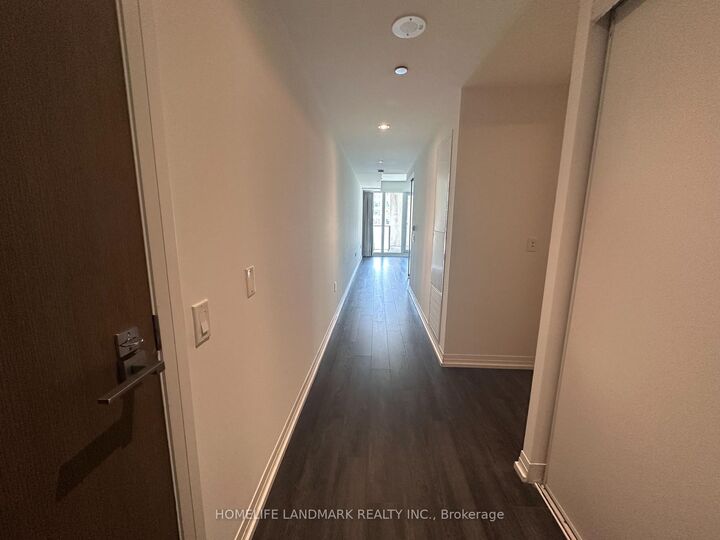 Property Photo:  251 Jarvis Street 734  ON M5B 0C3 