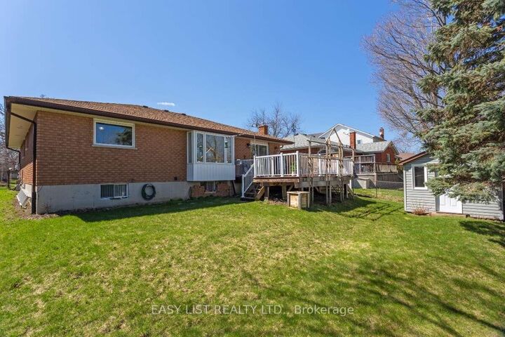 Property Photo:  1440 Wildlark Drive  ON K9K 1X3 