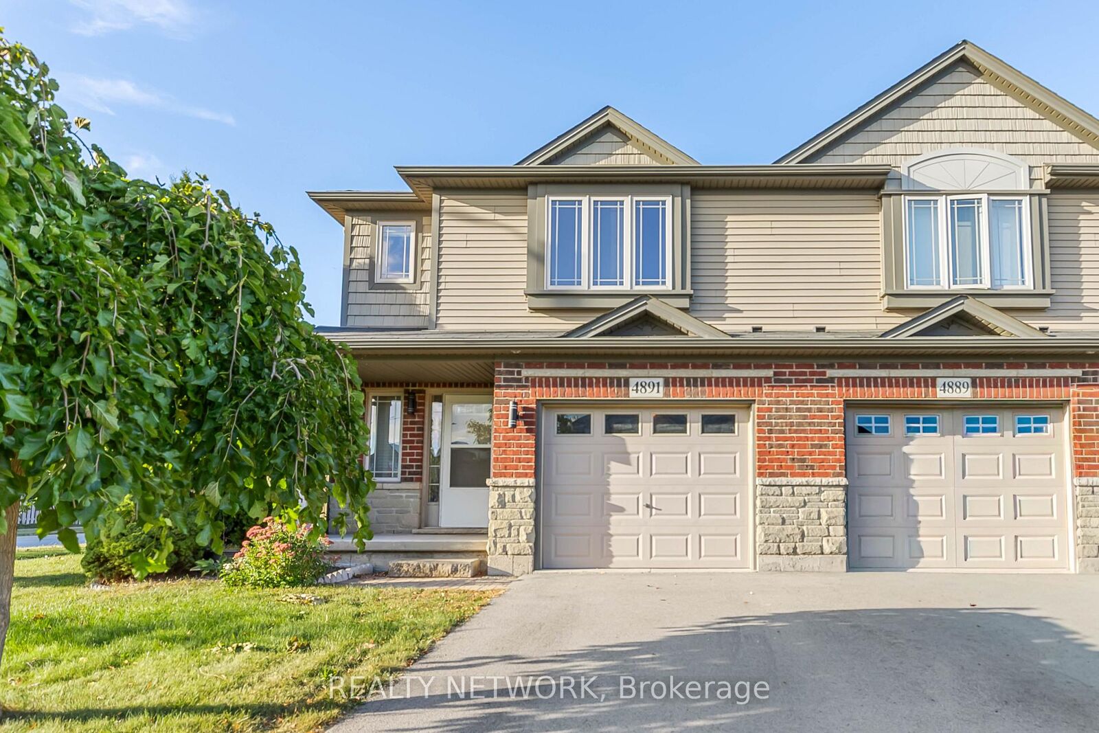 Property Photo:  4891 Adam Court  ON L0R 1B5 