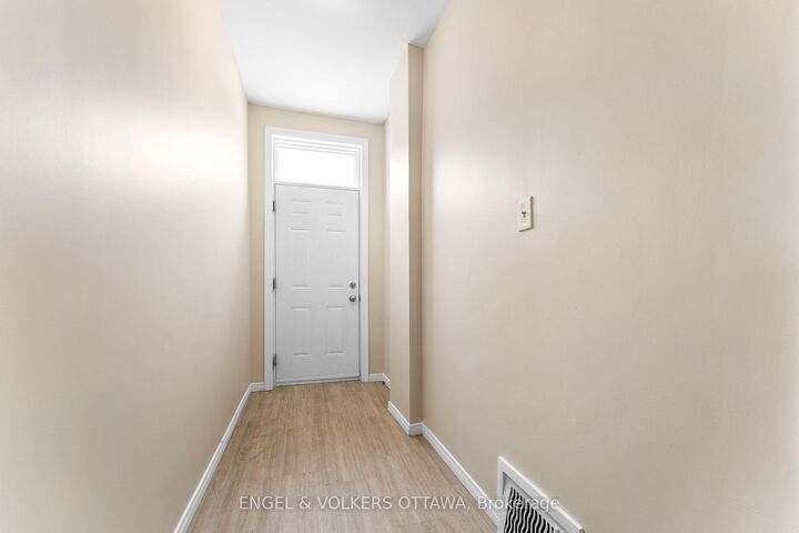 Property Photo:  502 Gladstone Avenue 1  ON K1R 5P1 