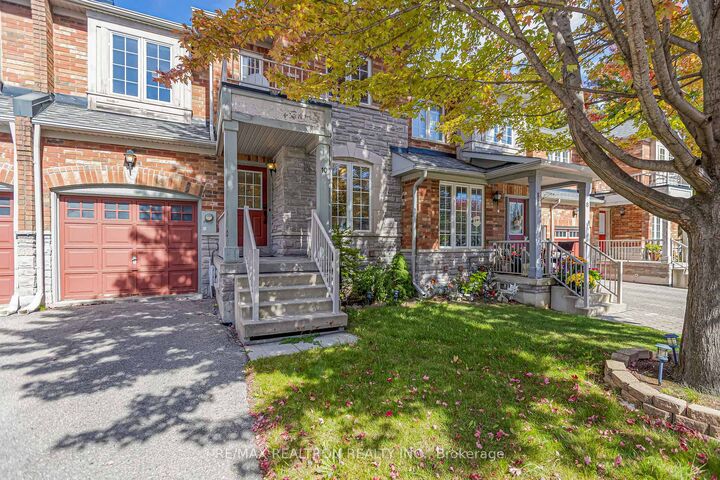 Property Photo:  10 Macgregor Avenue  ON L4B 4S8 