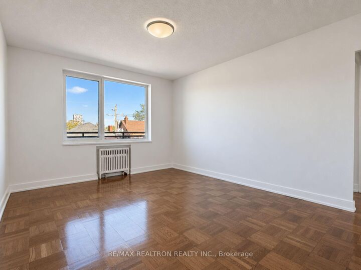 Property Photo: 990 Avenue Road 310 ON M5P 2K8