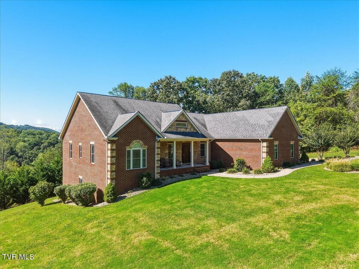 Property Photo:  323 Independence Drive  TN 37760 