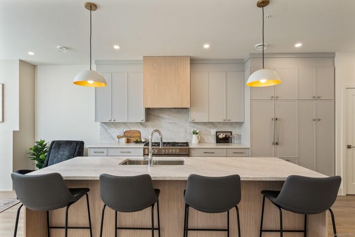 Property Photo:  2770 Vantilburg Cres #108  BC V9B 3K4 