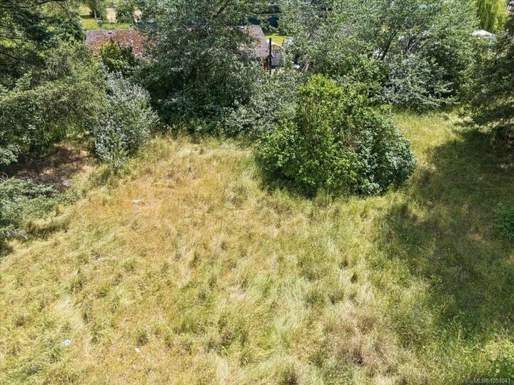 Property Photo:  1520 Frew Rd  BC V9X 1K9 