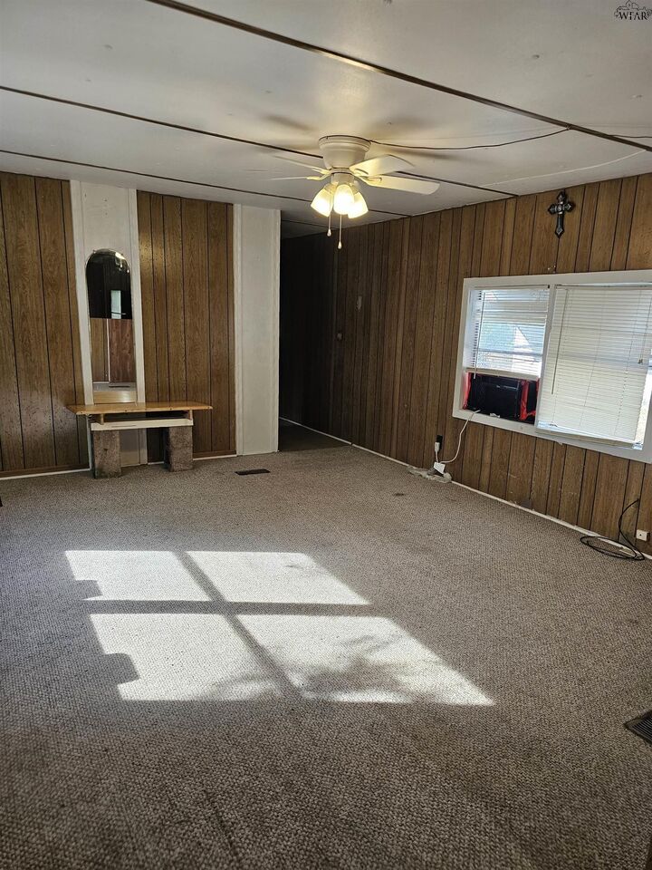 Property Photo: 609 Michael Street TX 76354