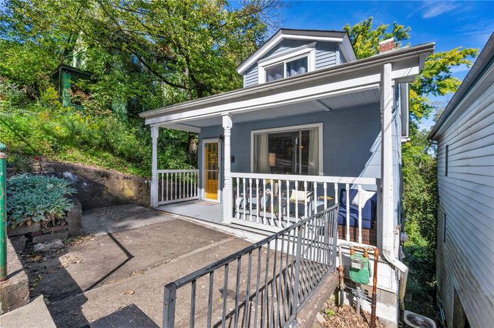 Property Photo:  130 Logan St  PA 15209 