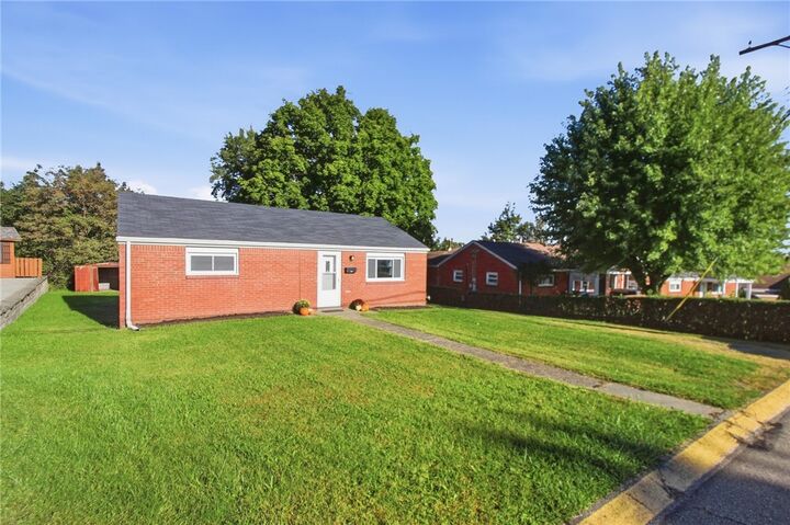 Property Photo:  733 Memory Lane  PA 15133 