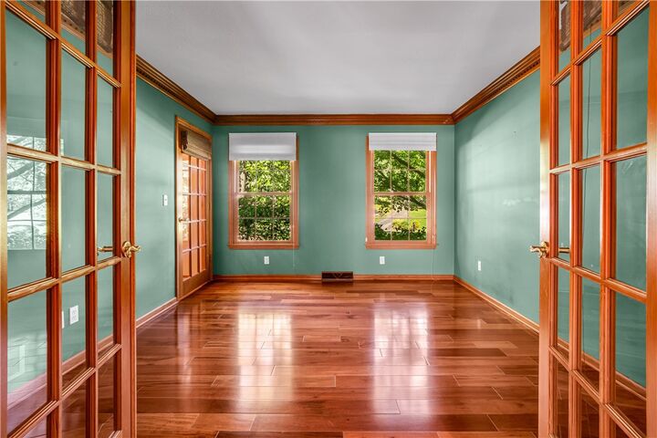 Property Photo:  102 Timberlee Drive  PA 16033 