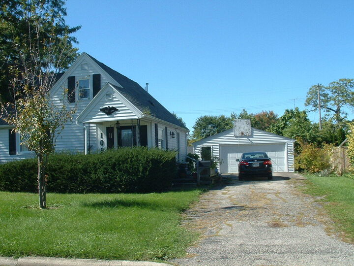 Property Photo:  109 S Rauthland Avenue  OH 45895 