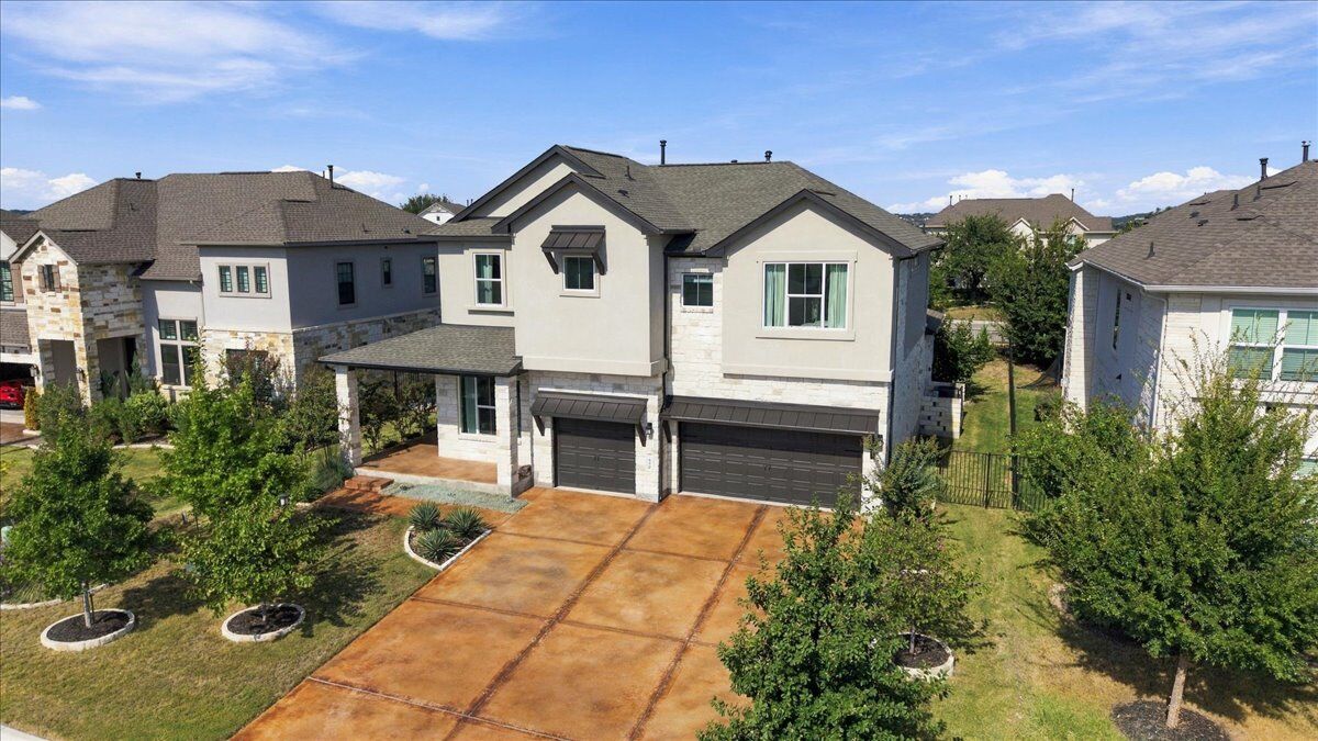 Property Photo: 610 Arundel Road TX 78738
