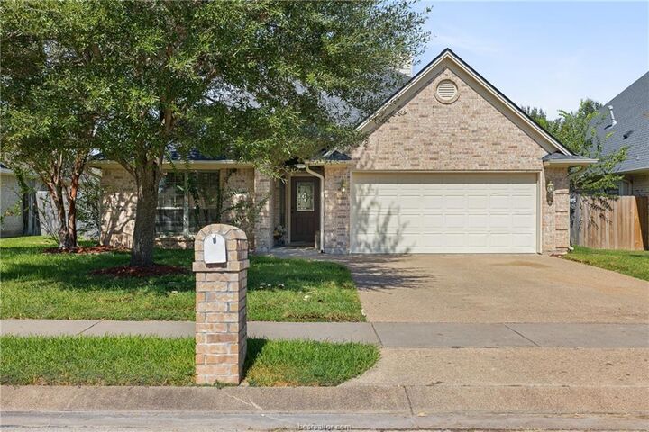 Property Photo: 219 Rugen Lane TX 77845