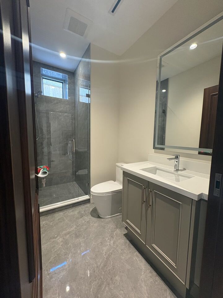 Property Photo:  1115 W 48 Avenue  BC V6M 2N4 
