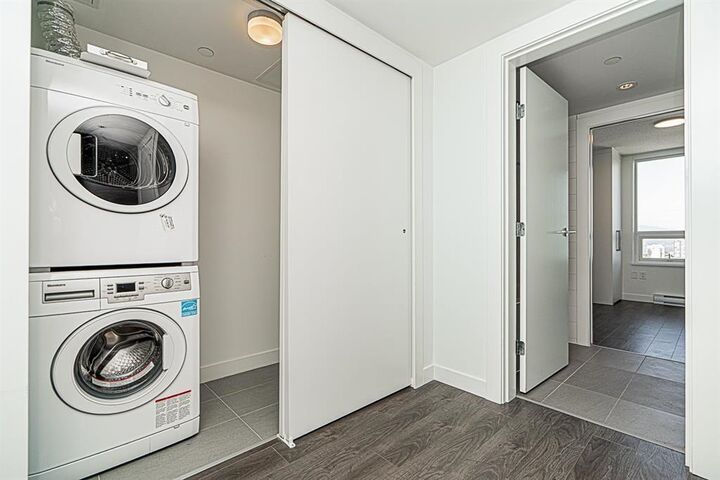 Property Photo:  908 Quayside Drive 1512  BC V3M 0L4 