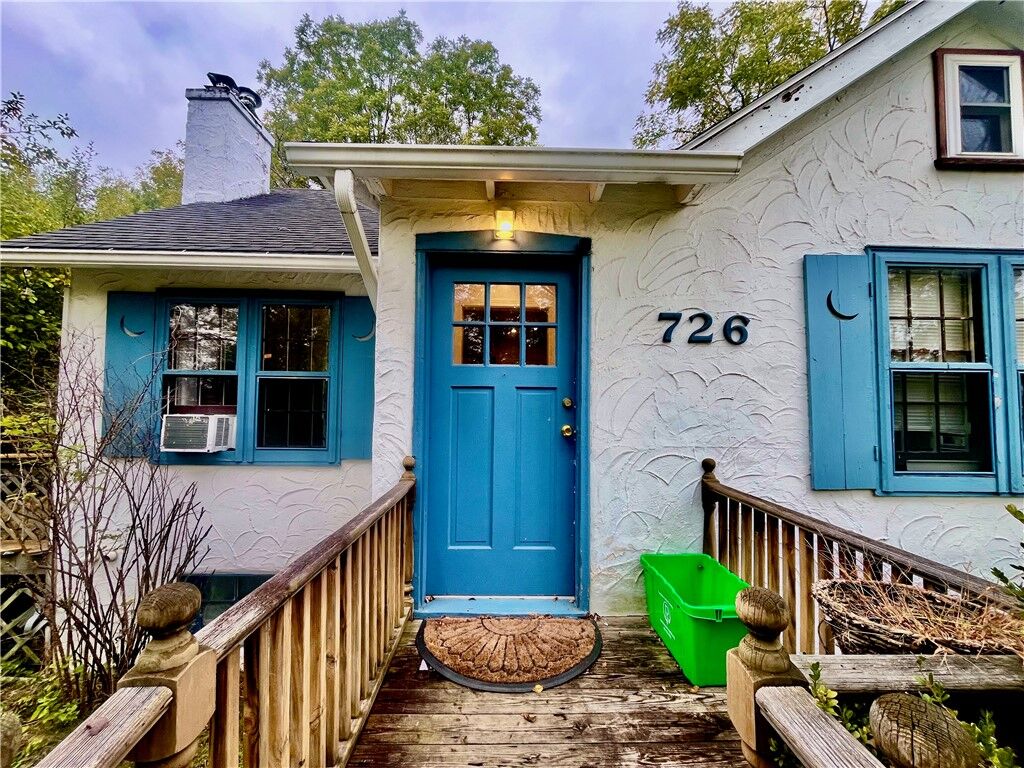 Property Photo: