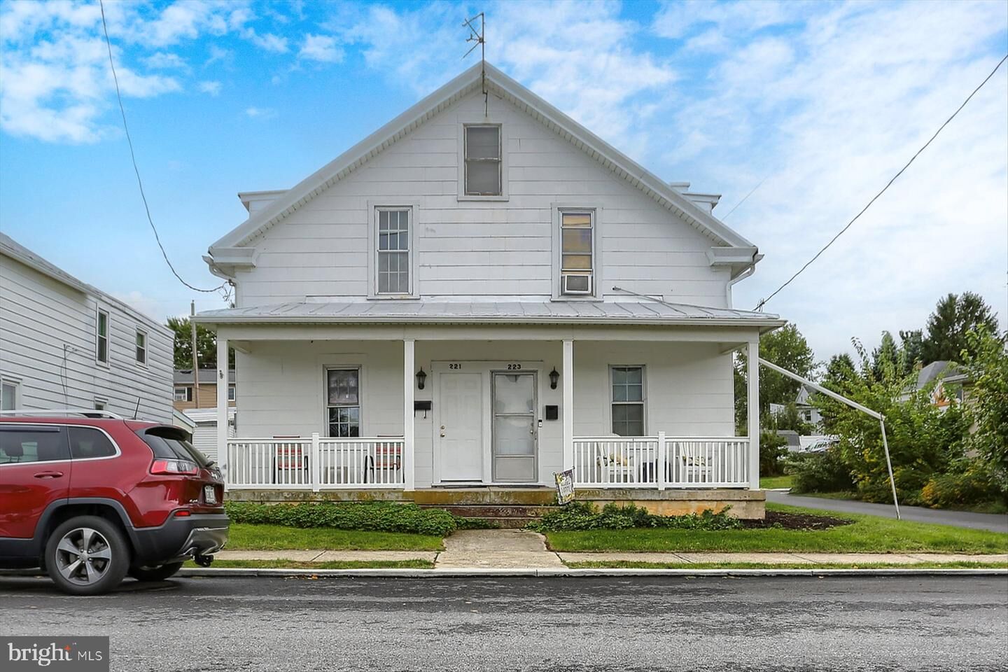 Property Photo: 221 W Coover Street PA 17055