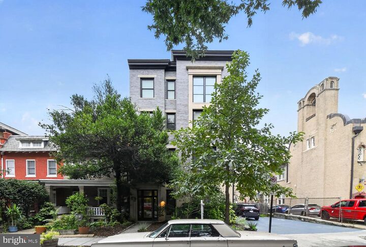 Property Photo:  1767 Lanier Place NW 4  DC 20009 