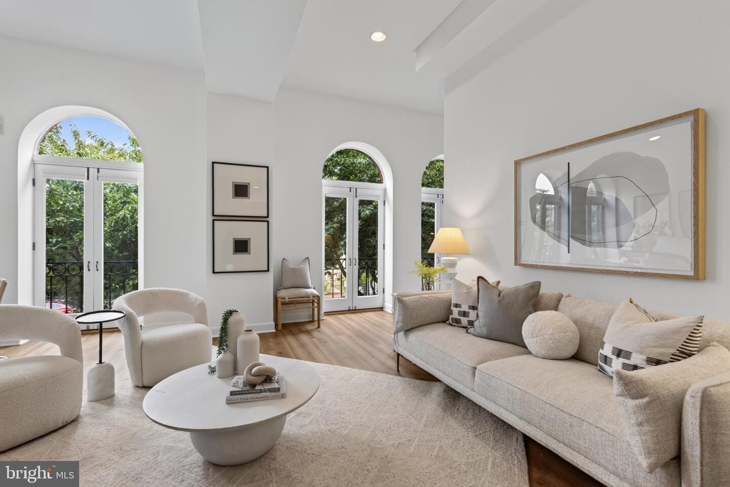 Property Photo:  141 12th Street NE 9  DC 20002 
