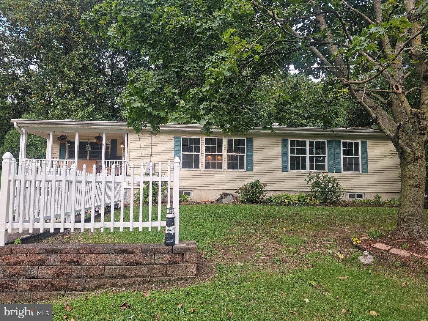 Property Photo:  213 Union Street  NJ 08505 
