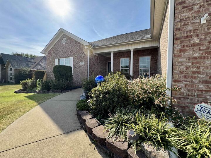 Property Photo: 4013 Cypress Moss Cove AR 72405