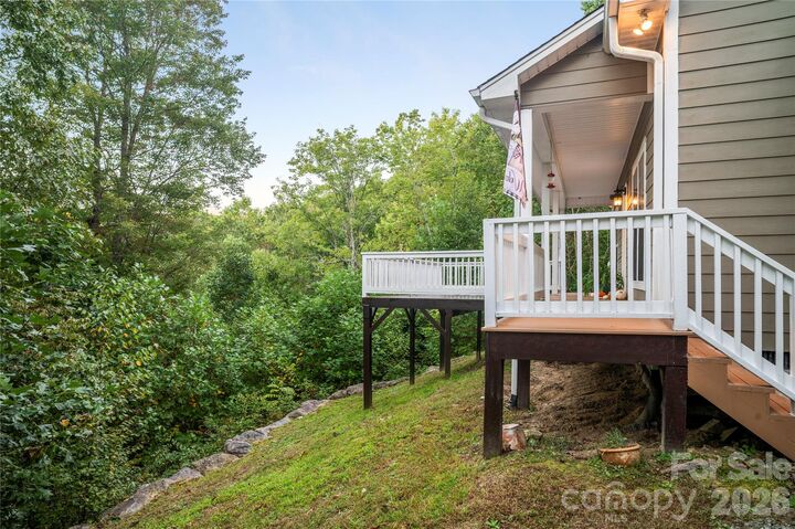 Property Photo:  265 Raven Top Drive  NC 28766 