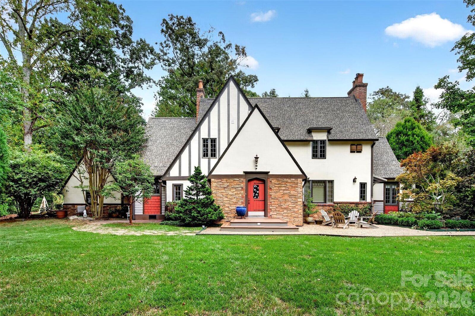 Property Photo: 22 Manchester Drive NC 28805