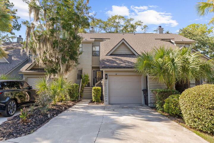 Property Photo:  1043 Marsh Court Lane  SC 29464 