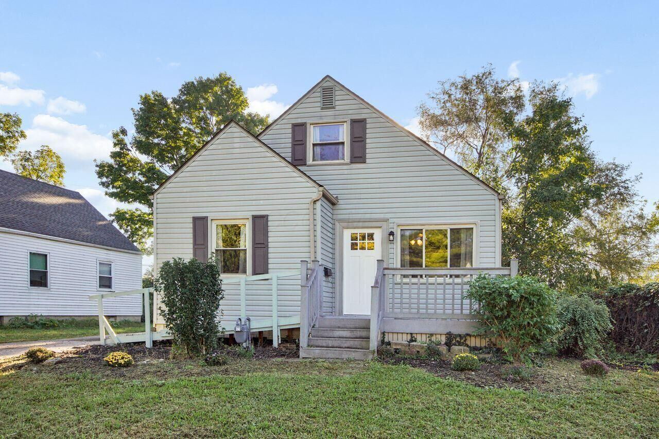 Property Photo:  878 S Richardson Avenue  OH 43204 