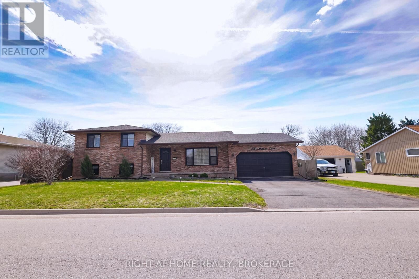 Property Photo:  7698 Mulhern Street  ON L2H 1B5 