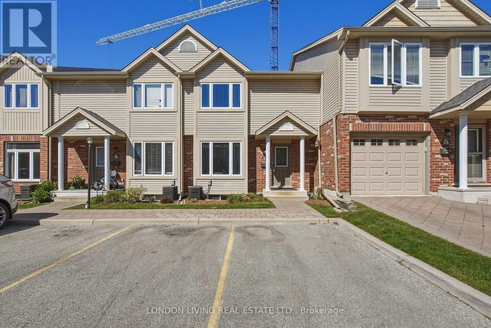 Property Photo: 1625 Purser Street 31 ON N5V 0A7