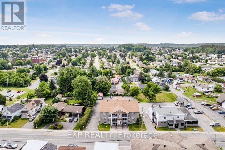Property Photo:  1005 Laurier Route 102  ON K4K 1T7 