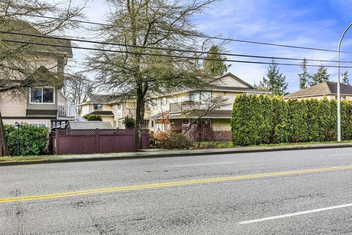 Property Photo:  19690 56 Avenue 4  BC V3A 3X6 