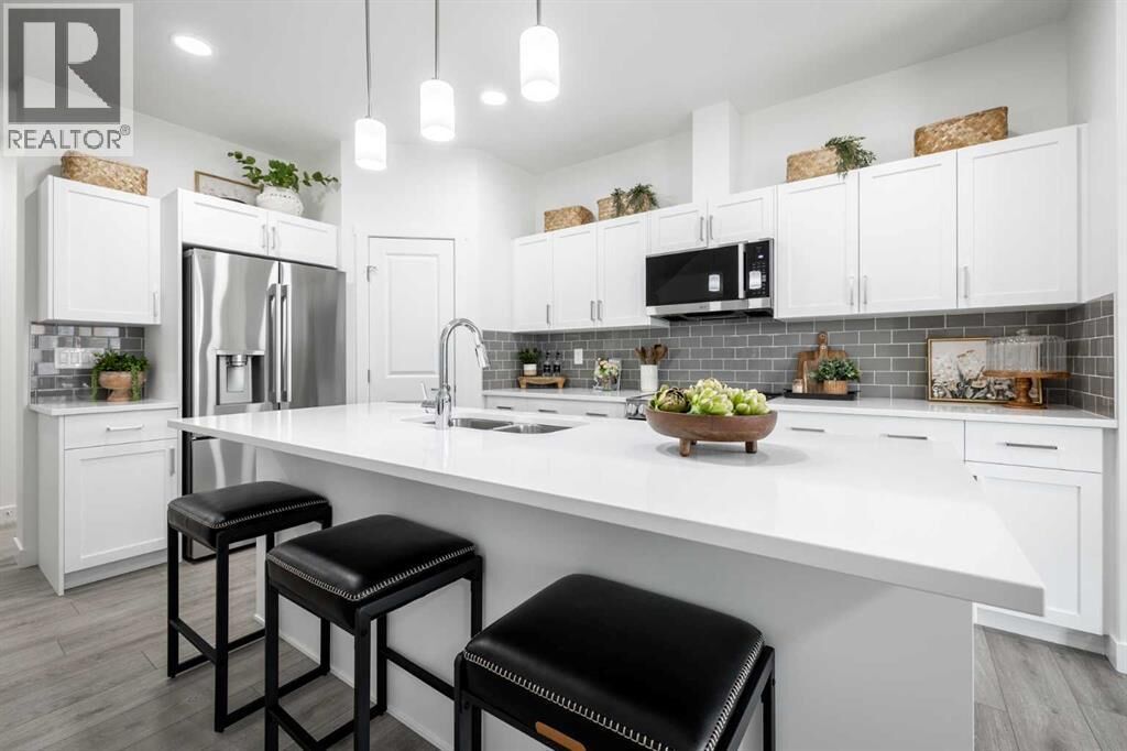 Property Photo:  31 Heritage Point  AB T4C 3K6 