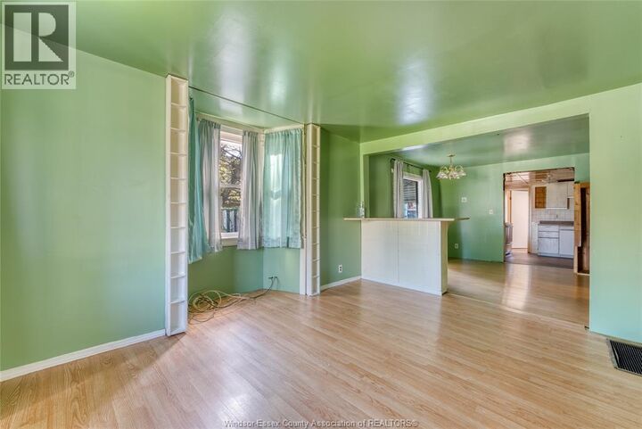 Property Photo:  265 Watson Ave  ON N8S 2S3 