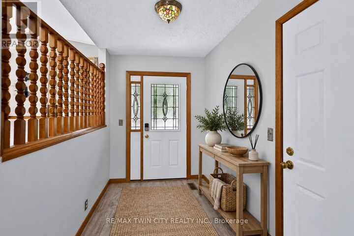 Property Photo: 79 Hobart Crescent ON N3P 1T7