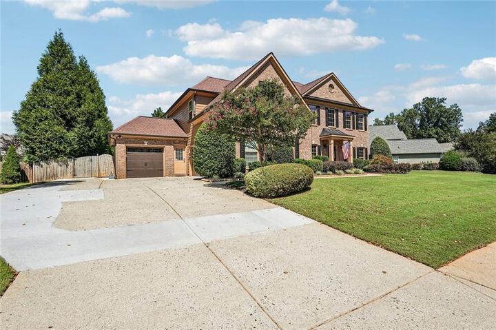 Property Photo: 337 Meadowcrest Circle GA 30115
