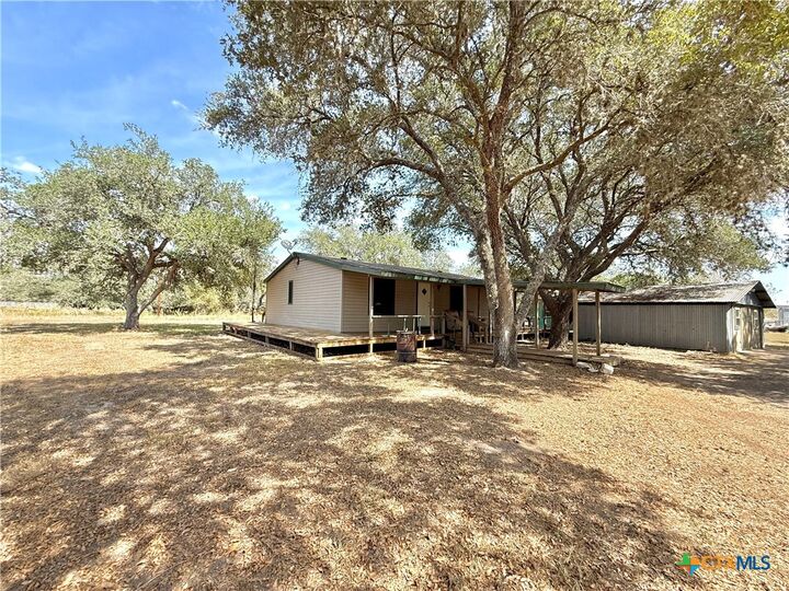 Property Photo:  201 Sandra Lane  TX 77905 