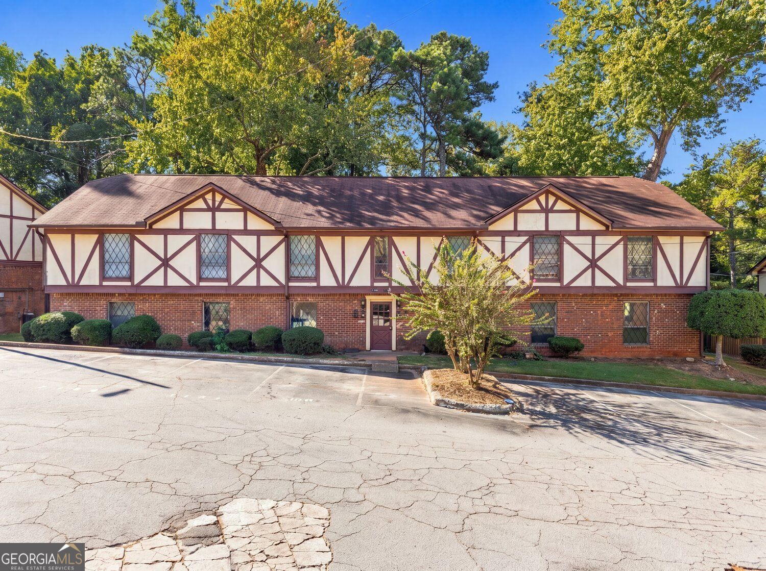 Property Photo:  3188 Abbeywood Drive  GA 30034 