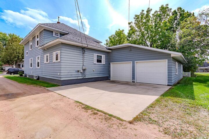 Property Photo:  304 Pier St  WI 54452 