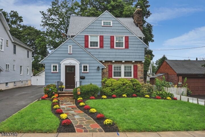Property Photo:  932 Pennsylvania Ave  NJ 07083 