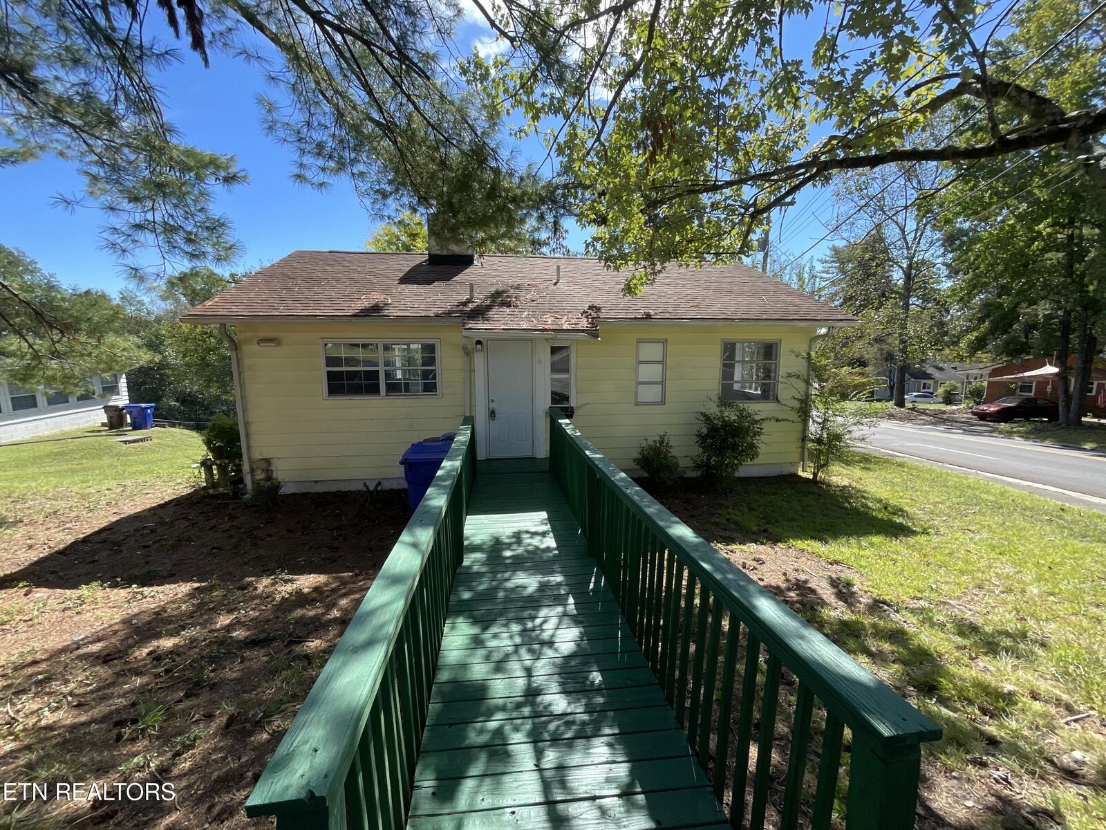 Property Photo:  137 Utah Ave  TN 37830 