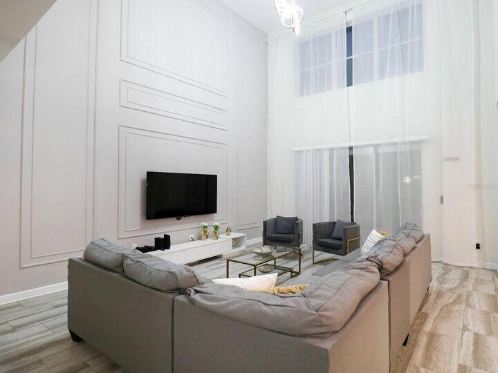 Property Photo:  4726 Sleepy Hollow Drive  FL 34746 