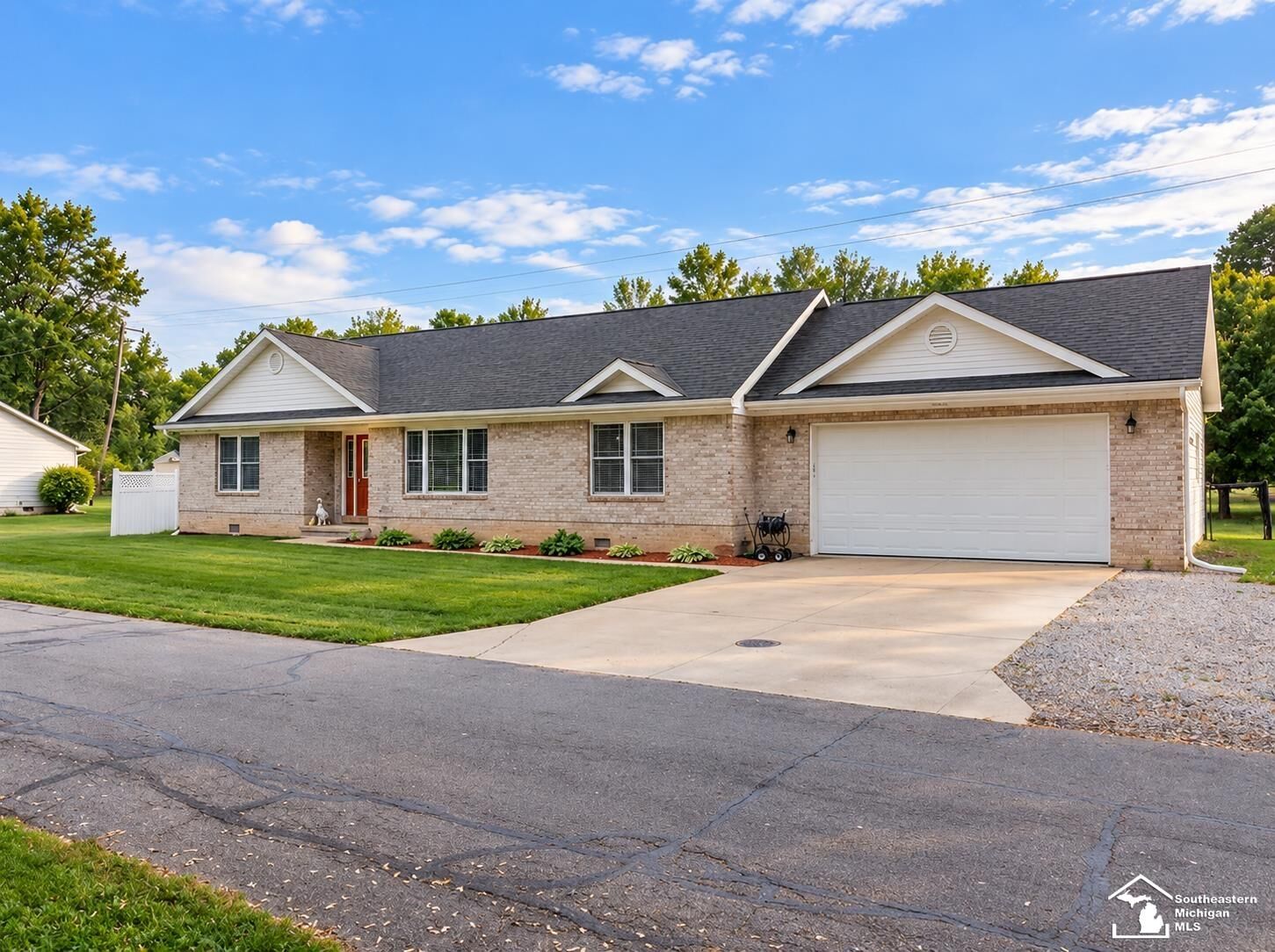 Property Photo:  3472 Lakeshore Drive  MI 48162 
