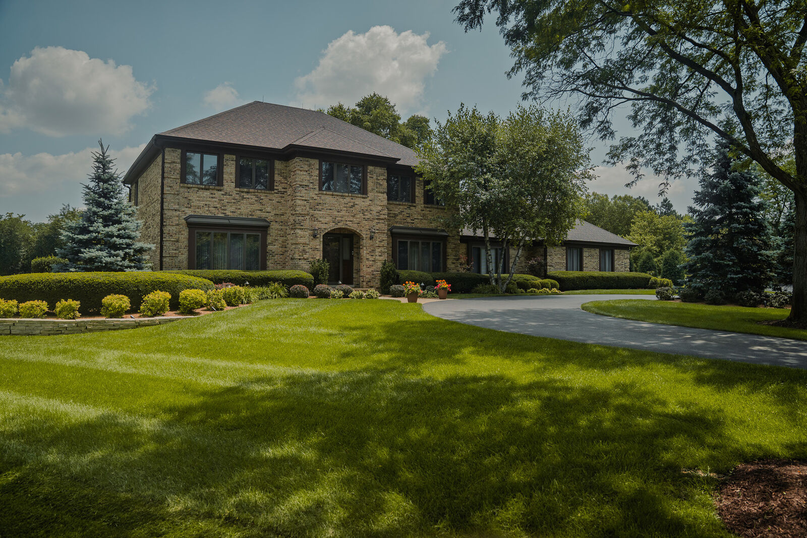 Property Photo:  1406 Afton Circle  IL 60010 