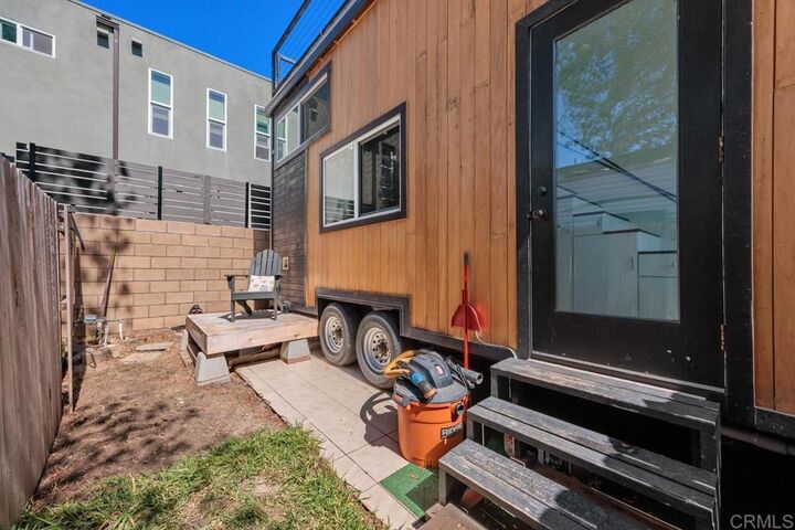 Property Photo:  523 N Vulcan 30  CA 92024 