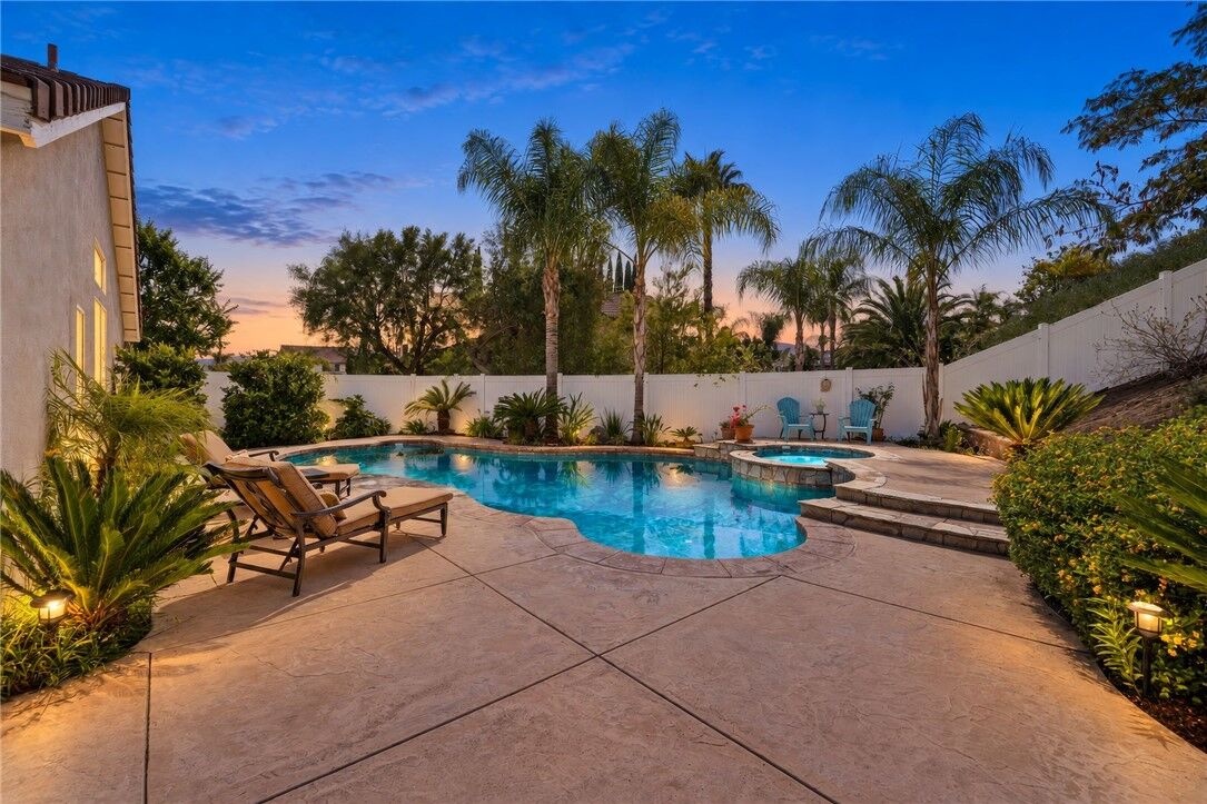 Property Photo:  41959 Cameryn Court  CA 92562 