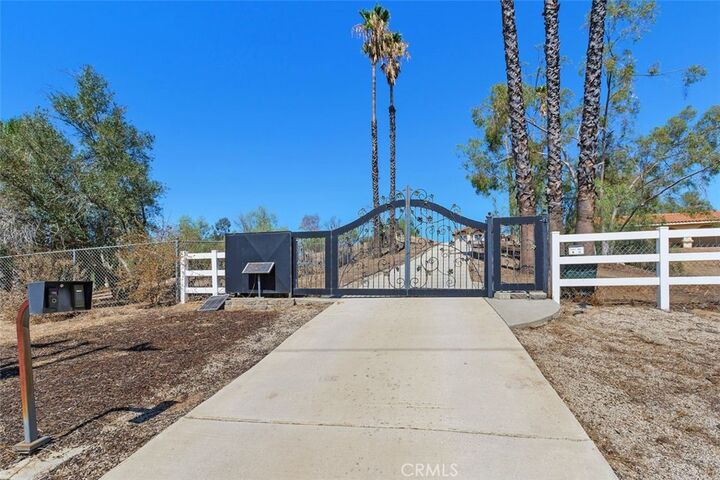 Property Photo:  14740 Descanso Drive  CA 92570 