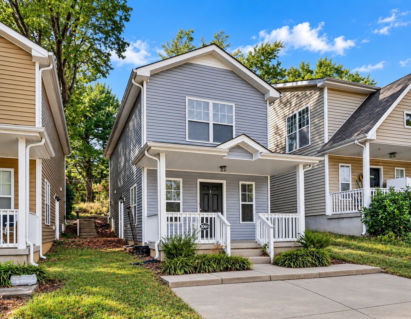 Property Photo:  1061/2 Riverview Dr  TN 37040 