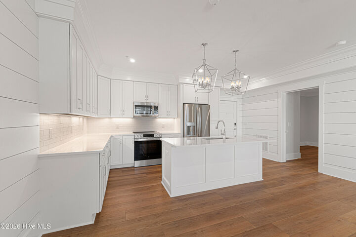 Property Photo:  805 Mulberry Street Unit 112  NC 28516 