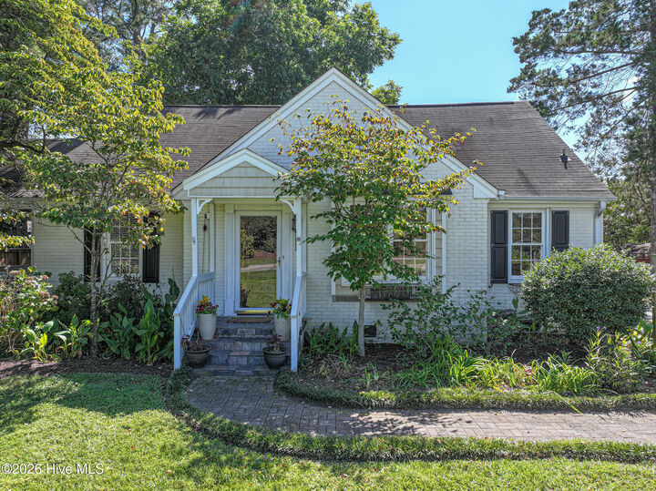 Property Photo: 3611 Dickinson Avenue NC 27834